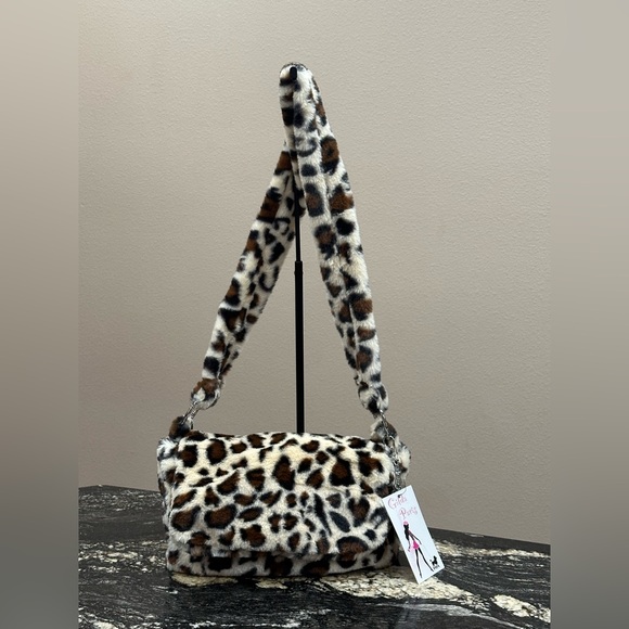 Gilda Paris Handbags - Gilda Paris Leopard Print Bag NWT